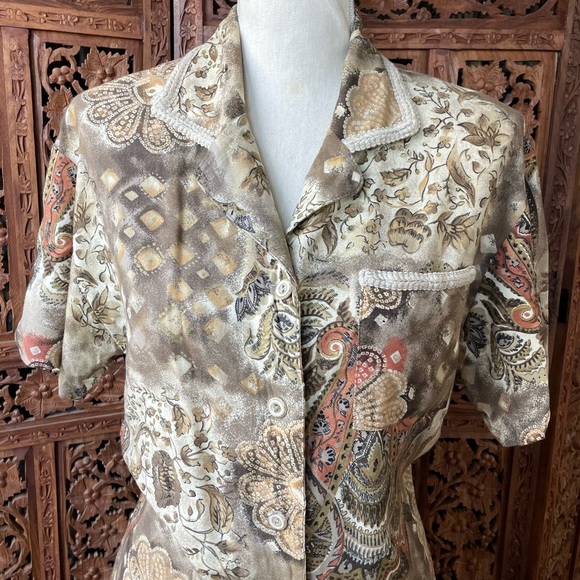 Vintage Paisley Floral Printed Button Down Blouse with Crochet Trim Boho Western - Picture 6 of 12